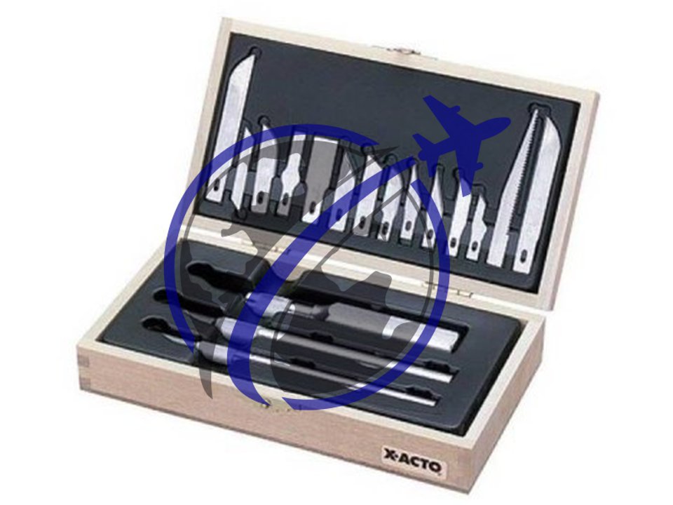 Xacto Knife Set in Wood Box Plus Extras Over 25 Pieces 